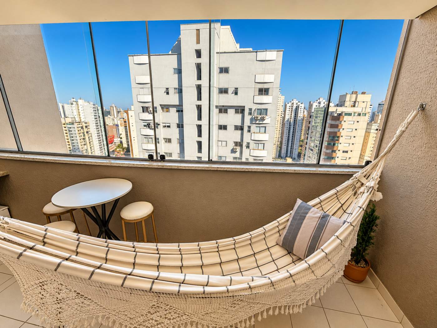 Apartamento, 1 quarto, 55 m² - Foto 3