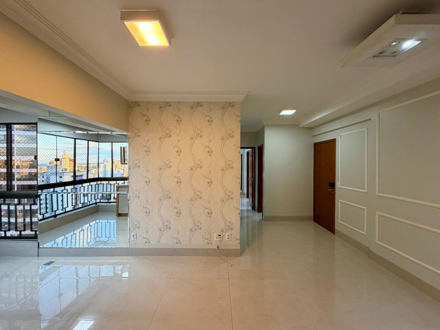 Apartamento no Bueno com 3 suítes e lazer completo top