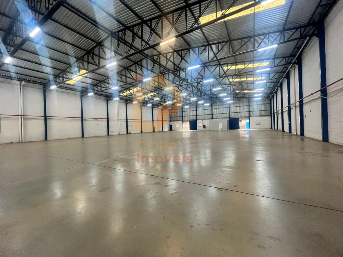 Galpão 1.900 m² no Polo Empresarial em Goiânia