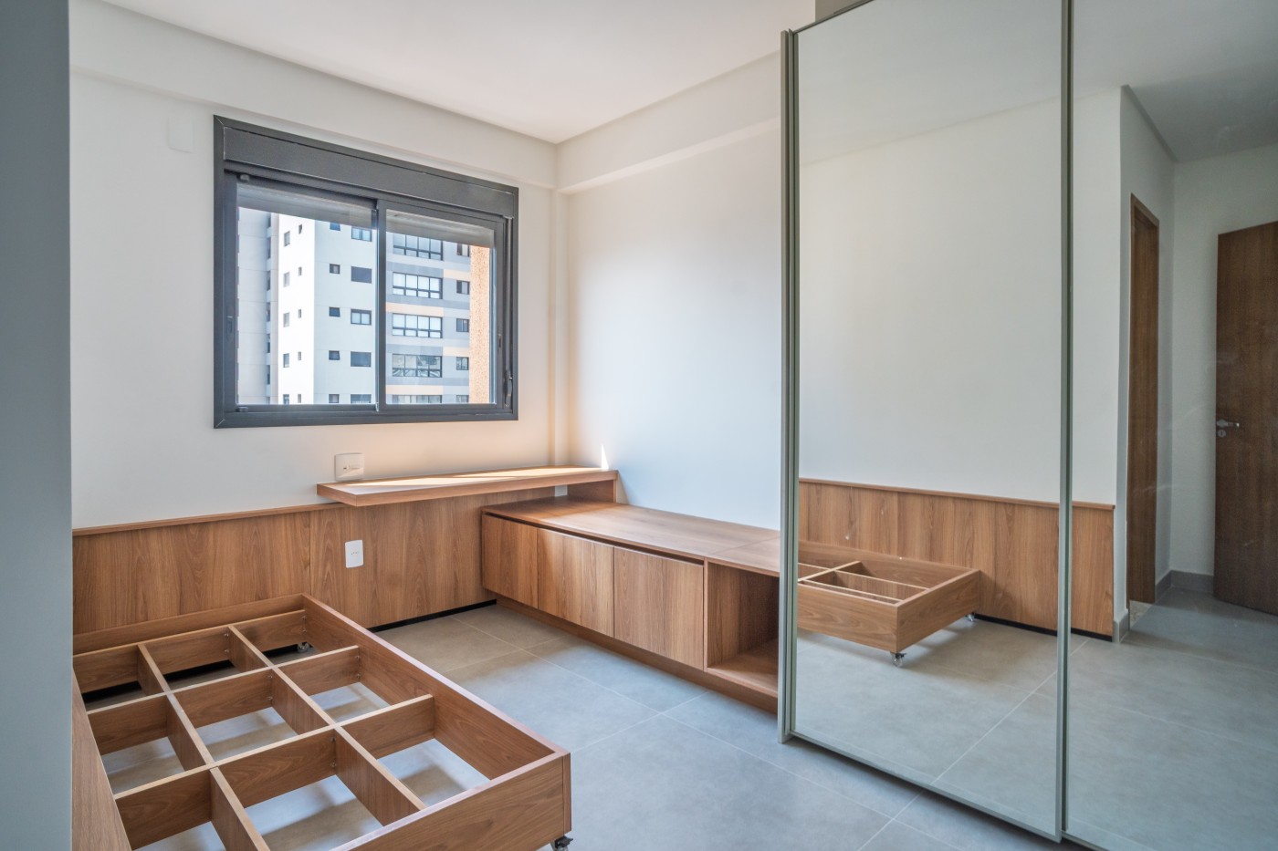 3 Suites novo completo em armarios a venda no setor bueno